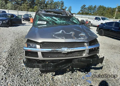 2002 Chevrolet Avalanche C1500 z USA, uszkodzony, nr VIN 3GNEC13T02G179039